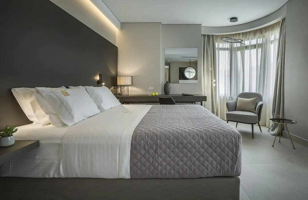 Royalty Hotel Athens-1